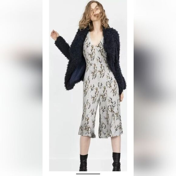 Zara lavender blue floral  jumpsuit size M - Picture 3 of 12
